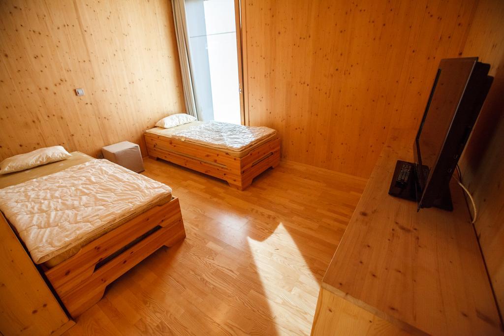 Youth Hostel Punkl Ravne na Koroskem エクステリア 写真